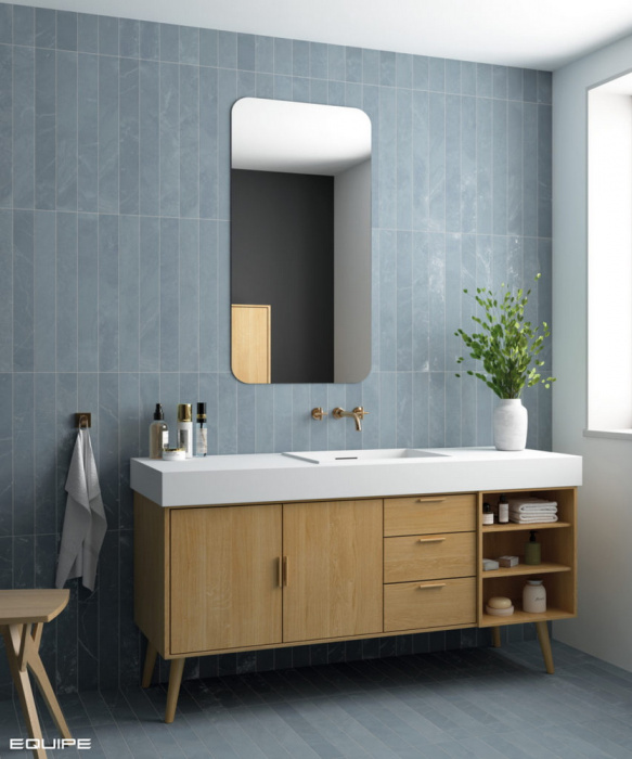 Керамическая плитка EQUIPE MARMORIS в интерьере MARMORIS-BLUE-75X60CM-1-853x1024
