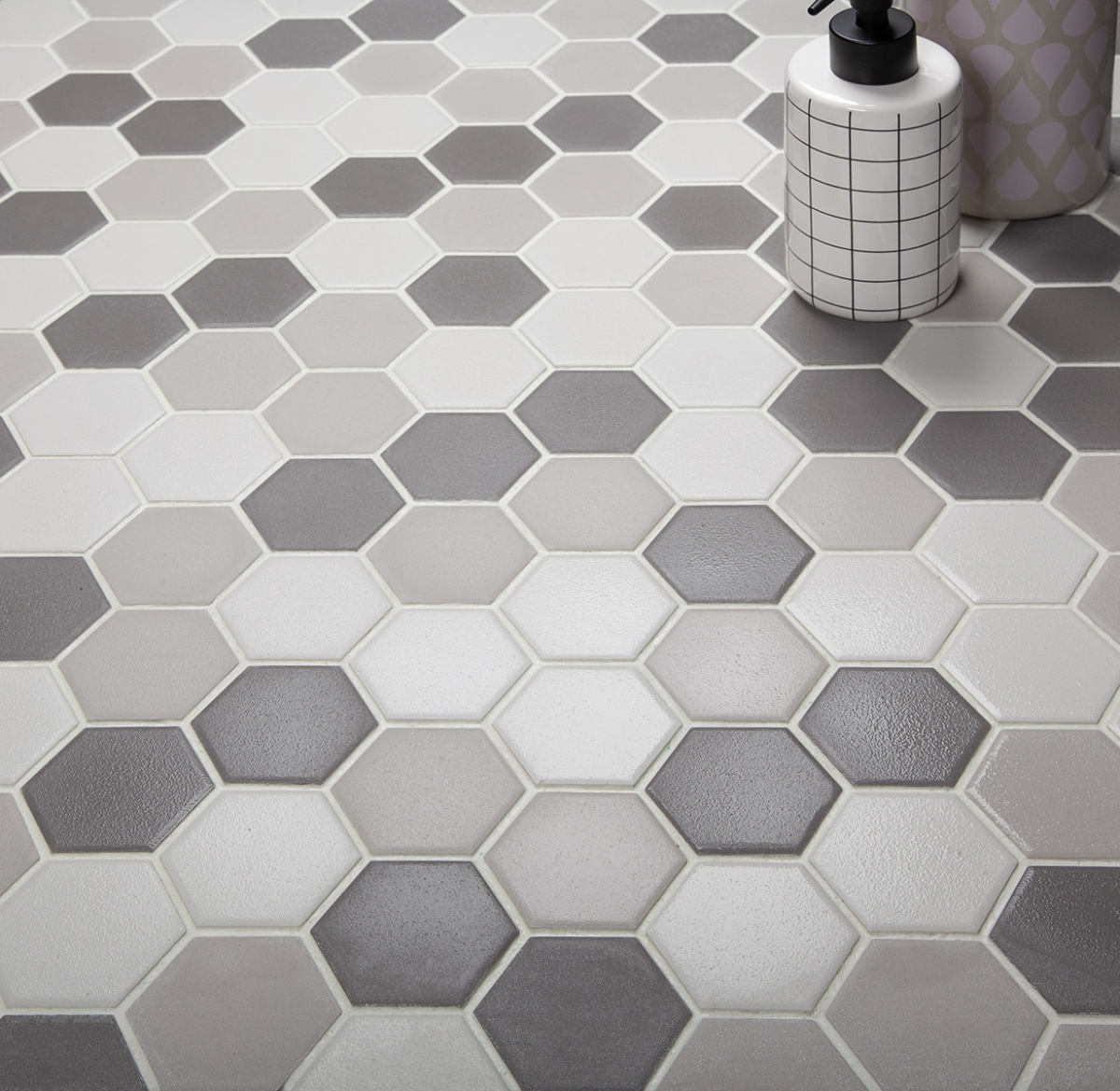 Напольная плитка STARMOSAIC Non-Slip Hexagon small Grey Mix Antislip 95х110 